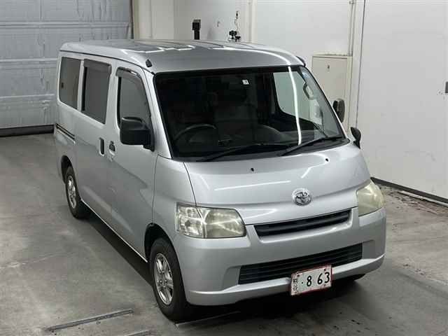 90381 Toyota Town ace van S412M 2011 г. (MIRIVE Saitama)